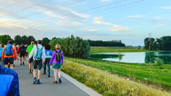 Nijmeegse vierdaagse met visuele inspectie.