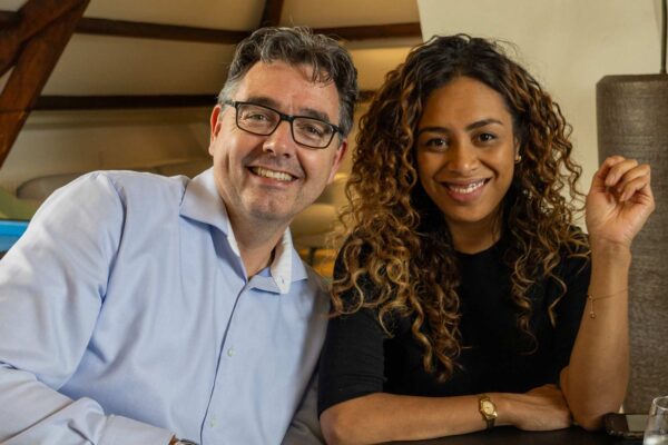 Twee jubilarissen, één verhaal. Een dubbelinterview met Niels en Syreetha